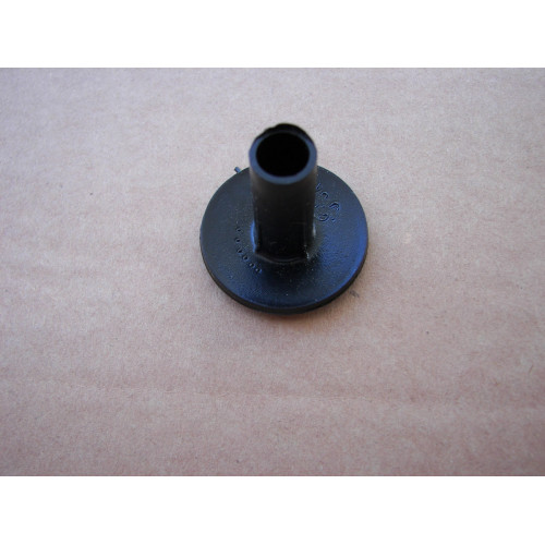 Pack of 4 Feed-Through Bushing Cylindrical