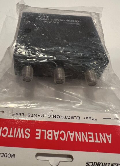 Centronics SW-78A  Antenna / Cable TV Switch Splitter NEW - Image 3