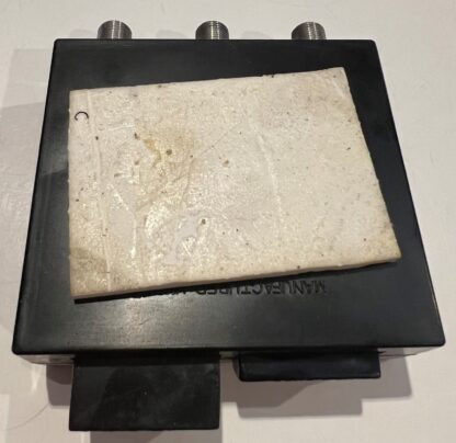 Centronics SW-78A  Antenna / Cable TV Switch Splitter - Image 5