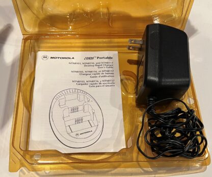MOTOROLA NTN8103A Desktop Rapid Charger - Image 2