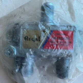 Lot Of 2 NEW  Regal  GRS2DGH  5-1000MHz  110dB EMI Isolation 2-Way Splitter