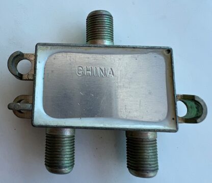 Lot Of 2   Holland  HSU-2   5-900MHz  Splitter - Image 2