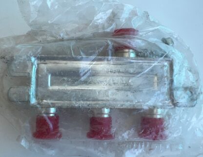 LOT OF 2 NEW SVI SV-4G 5–1000MHz 4-Way Splitter - Image 2