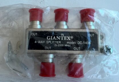 LOT OF 2 NEW Giantex DC-1408  5–2000MHz 4-Way Splitter