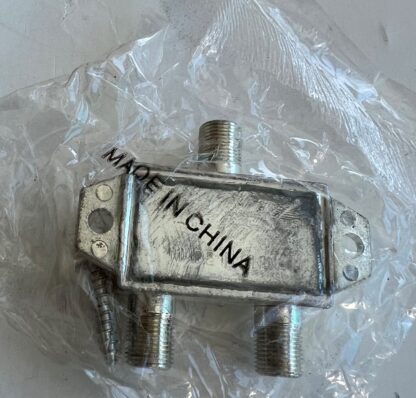 LOT OF 2  NEW  MCR EDIP-1  5–860MHz  950-3000MHz  Splitter - Image 3