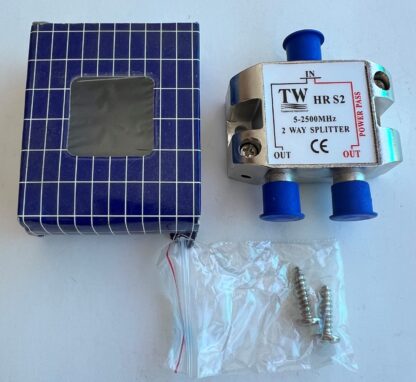 TW HR S2 5-2500MHz 2 Way Splitter For Use With Satellite or Cable TV - NEW