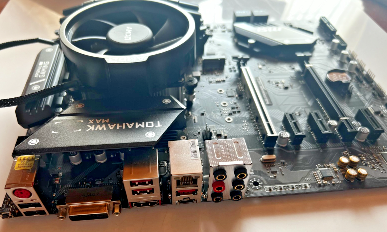 Combo B450 Tomahawk MAX II MS-7C02 + AMD Ryzen 5 3600 6-Core CPU + 32GB DDR4 - Image 2