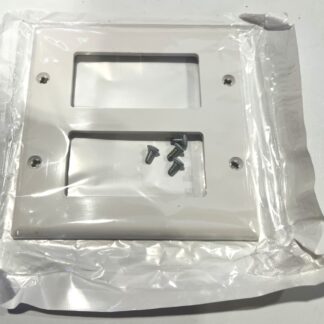 LOT OF 25 White Leviton Thermoplastic Outlet Wall Plate Cover 80409-NW  USA